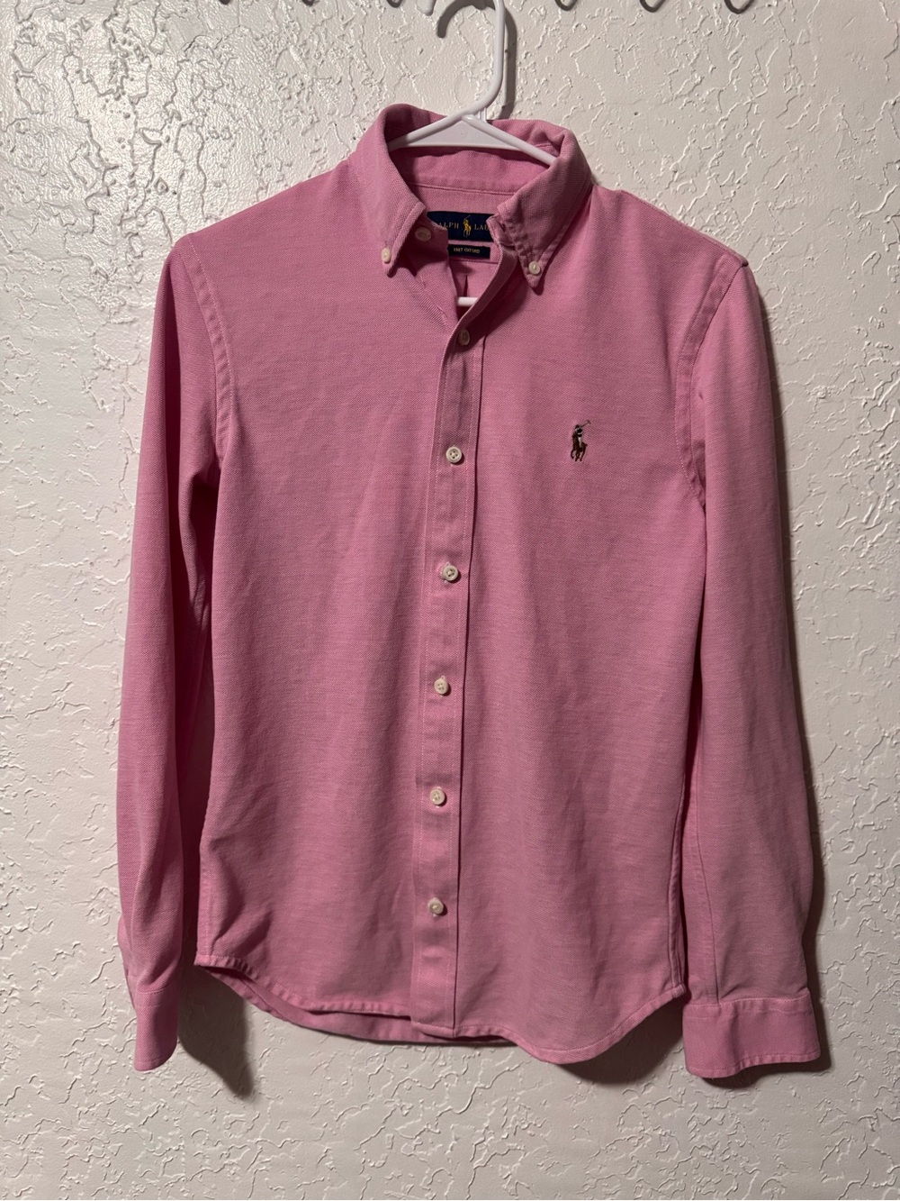Ralph Lauren Knit Oxford Button Down Shirt
Men’s size XS